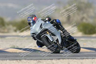 media/Jan-15-2026-Racers Edge (Thu) [[dfebeb70ab]]/2-A Group/Session 5 (Turn 5)/